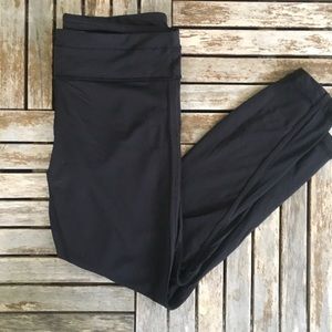 Lululemon Athletica Cropped Leggings - Womxns 8